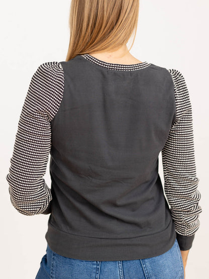 Maglia Donna Texturizzata con Maniche a Palloncino a Contrasto e Scollo Tondo – Stile Quotidiano