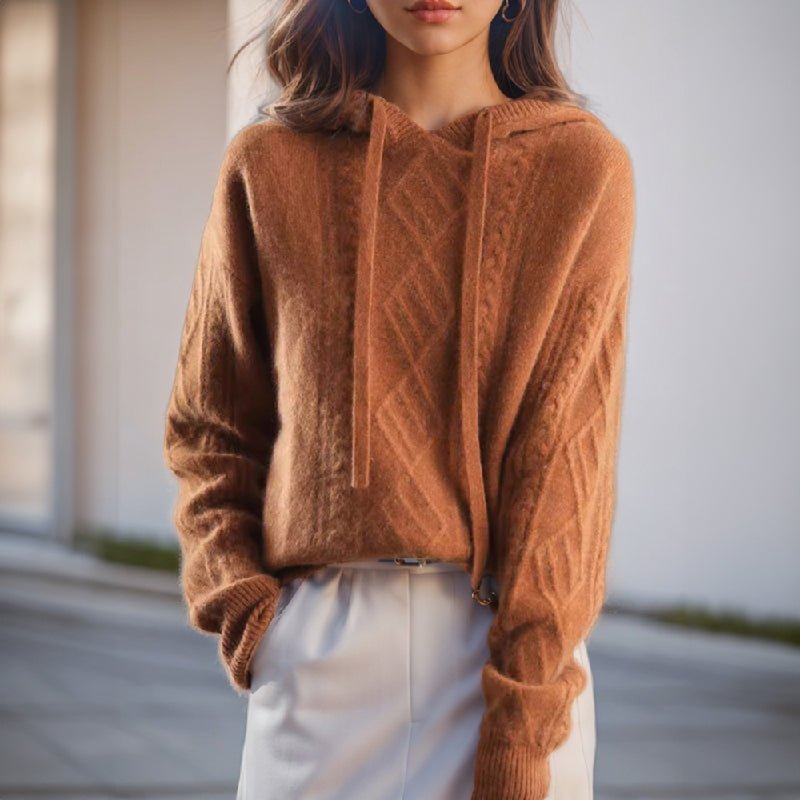 Pullover Donna con Cappuccio e Maglia a Treccia – Vestibilità Comoda