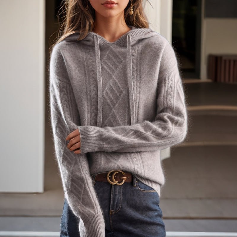 Pullover Donna con Cappuccio e Maglia a Treccia – Vestibilità Comoda