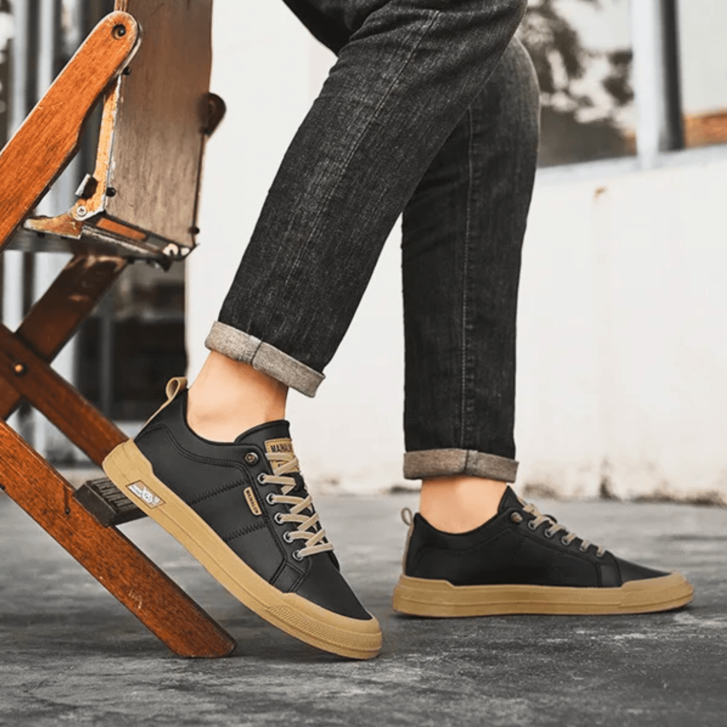Men's Low Sneakers with Padded Insole and Reinforced Stitching – Lightweight Design