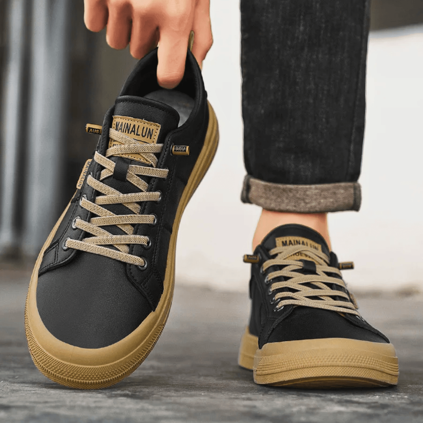 Men's Low Sneakers with Padded Insole and Reinforced Stitching – Lightweight Design